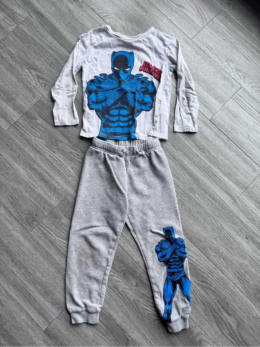 Black Panther Graphic Kids Sweatshirt Jogger Set Size 5-6T